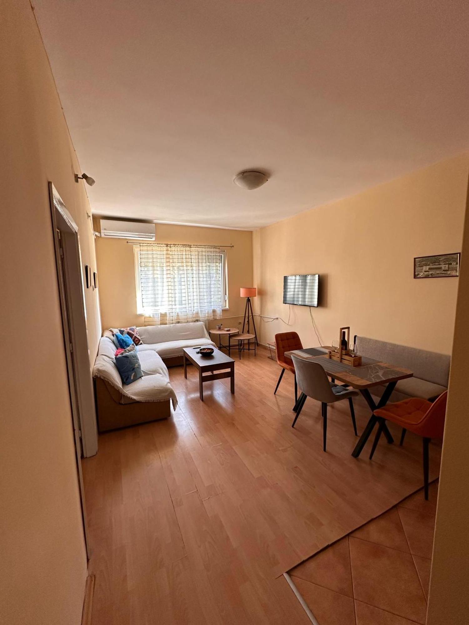 Apartment B สโกเปีย ภายนอก รูปภาพ